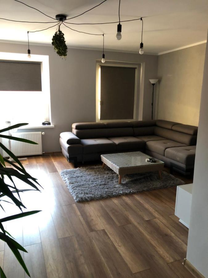 Apartament Moniuszki เคดเยร์ซิน-โคซเลอ ภายนอก รูปภาพ